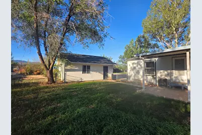 4398 N Rose Cir, Enoch, UT 84721 - Photo 5