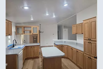 4398 N Rose Cir, Enoch, UT 84721 - Photo 9
