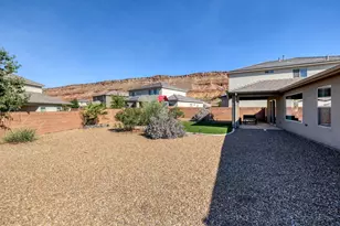 490 S Balancing Rock Dr, Washington, UT 84780 - Photo 27