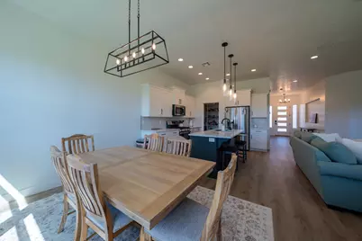 3016 E Smith Creek Dr, Washington, UT 84780 - Photo 11