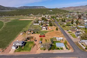 318 S Center St, Enterprise, UT 84725 - Photo 27