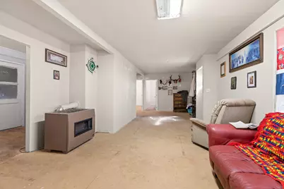 318 S Center St, Enterprise, UT 84725 - Photo 5