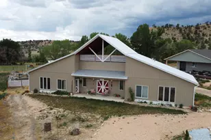 248 E 50 S, Tropic, UT 84776 - Photo 3