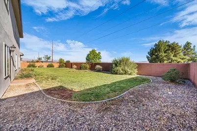 68 W Chester Field Dr, Washington, UT 84780 - Photo 7