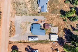 1265 W Strawberry Point Rd, Duck Creek Village, UT 84762 - Photo 55