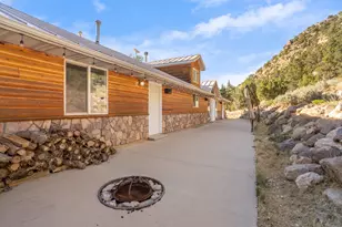 4035 E Harmony Ridge Ct, New Harmony, UT 84757 - Photo 29