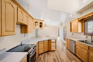 4035 E Harmony Ridge Ct, New Harmony, UT 84757 - Photo 15