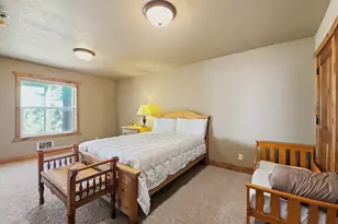 1402 N Aspen Dr, Brian Head, UT 84719 - Photo 37
