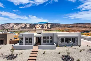 1260 W Canyon Tree Dr, Saint George, UT 84770 - Photo 1