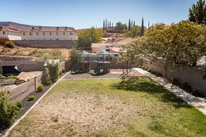 686 N 275 W #7, La Verkin, UT 84745 - Photo 27