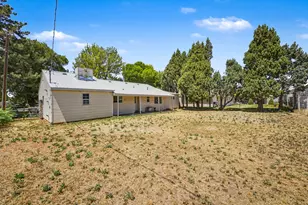 62 N 200 E St, Enterprise, UT 84725 - Photo 27