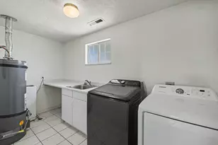 62 N 200 E St, Enterprise, UT 84725 - Photo 23