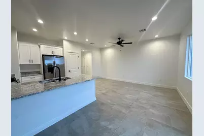 224 N 2470 W, Hurricane, UT 84737 - Photo 3