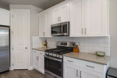 4687 W 2820 S, Hurricane, UT 84737 - Photo 9