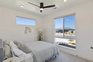 743 W Rust Bluff Dr, Saint George, UT 84790 - Photo 17