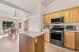 145 N Mall Dr, Saint George, UT 84790 - Photo 11
