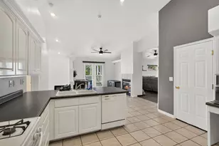 2056 E Middleton Dr, Saint George, UT 84770 - Photo 9