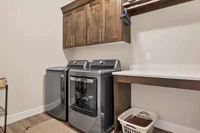 3215 S Sandstone Dr, Hurricane, UT 84737 - Photo 33