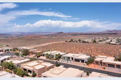 3215 S Sandstone Dr, Hurricane, UT 84737 - Photo 43