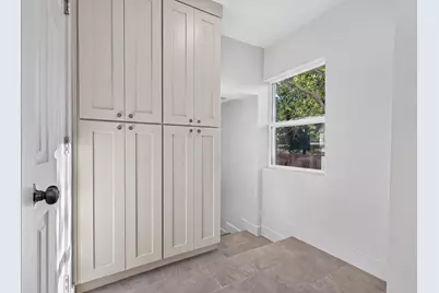 383 W 200 S, Saint George, UT 84770 - Photo 15