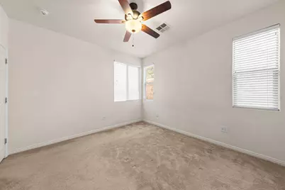 3184 E Fourteen Fairway Dr, Washington, UT 84780 - Photo 5