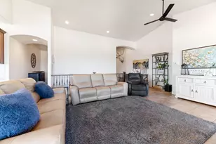 844 W Las Colinas Dr, Saint George, UT 84790 - Photo 15