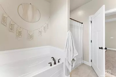 4701 N 2525 W, Cedar City, UT 84721 - Photo 15