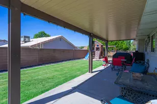 937 W Yucca Ln, Washington, UT 84780 - Photo 31