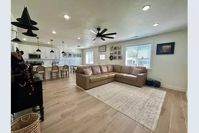 231 S 400 E, Enterprise, UT 84725 - Photo 5
