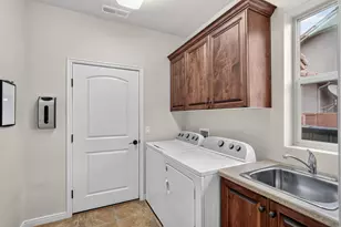 1453 Heatherglen Dr, Saint George, UT 84790 - Photo 17