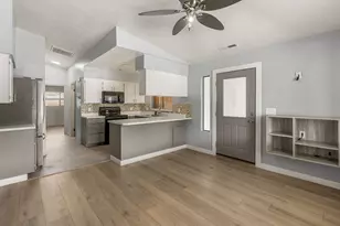4400 W State St, Hurricane, UT 84737 - Photo 9