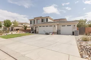 3332 E Livia Dr, Saint George, UT 84790 - Photo 3