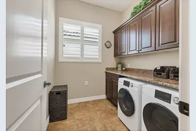 1560 W Bonita Bay Cir, Saint George, UT 84790 - Photo 17