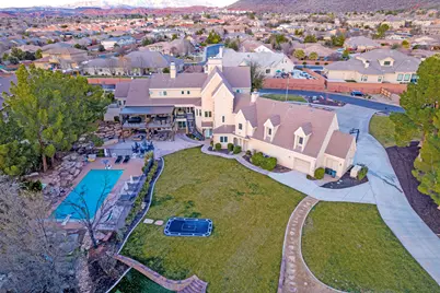 204 S Trebruk Cir, Saint George, UT 84770 - Photo 3