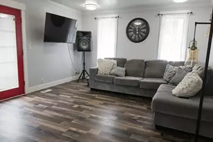 9495 S Loch Awe Dr, South Jordan, UT 84009 - Photo 9