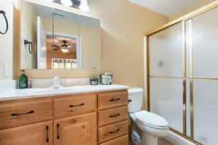 1050 W Red Hills Pkwy, Washington, UT 84780 - Photo 23