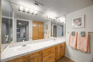 545 S Valley View Dr, Saint George, UT 84770 - Photo 25