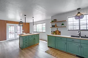 1002 E Crooked Creek Dr, Washington, UT 84780 - Photo 19