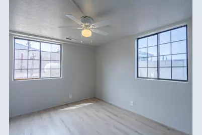 1002 E Crooked Creek Dr, Washington, UT 84780 - Photo 37
