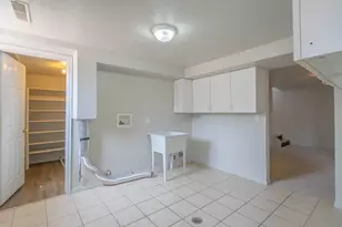 1002 E Crooked Creek Dr, Washington, UT 84780 - Photo 39