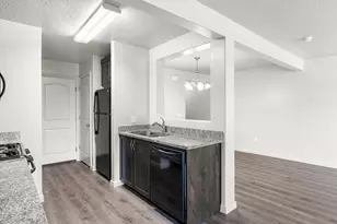 1000 E Blf Vw Dr, Washington, UT 84780 - Photo 9