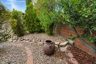 709 W Windsor Dr, Saint George, UT 84770 - Photo 33