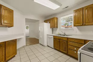 2137 W 70 S, Hurricane, UT 84737 - Photo 15