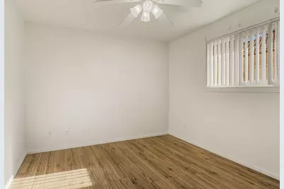 2137 W 70 S, Hurricane, UT 84737 - Photo 25