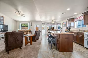 16 E Sunset Rdg Dr, Hurricane, UT 84737 - Photo 5