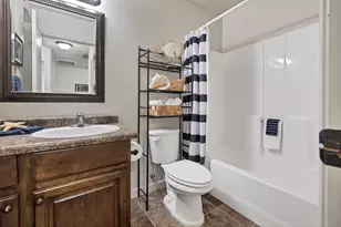 1000 E Blf Vw Dr, Washington, UT 84780 - Photo 25