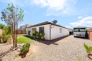 447 E 4290 S, Washington, UT 84780 - Photo 49