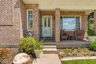 253 S Sunset Pointe Dr, Cedar City, UT 84720 - Photo 5