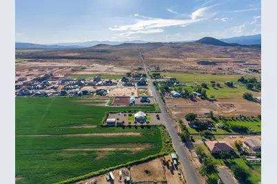 807 W 1500 S, Hurricane, UT 84737 - Photo 87