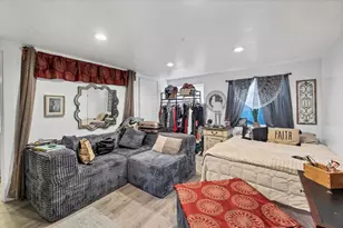 780 N Lauritzen, Hildale, UT 84784 - Photo 25